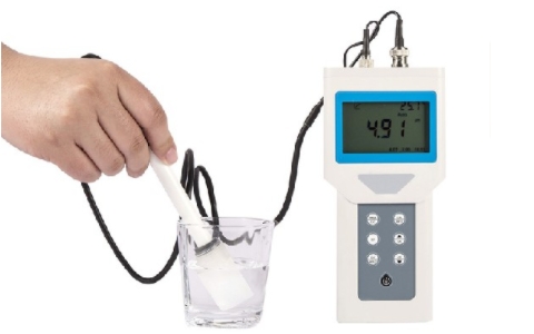 一機在手，四維數(shù)據，無畏風雨